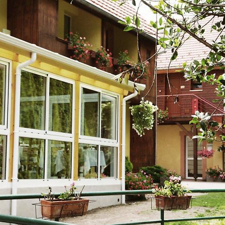 Logis Hotel Restaurant De La Poste Et Spa De Montagne Le Bonhomme Kültér fotó