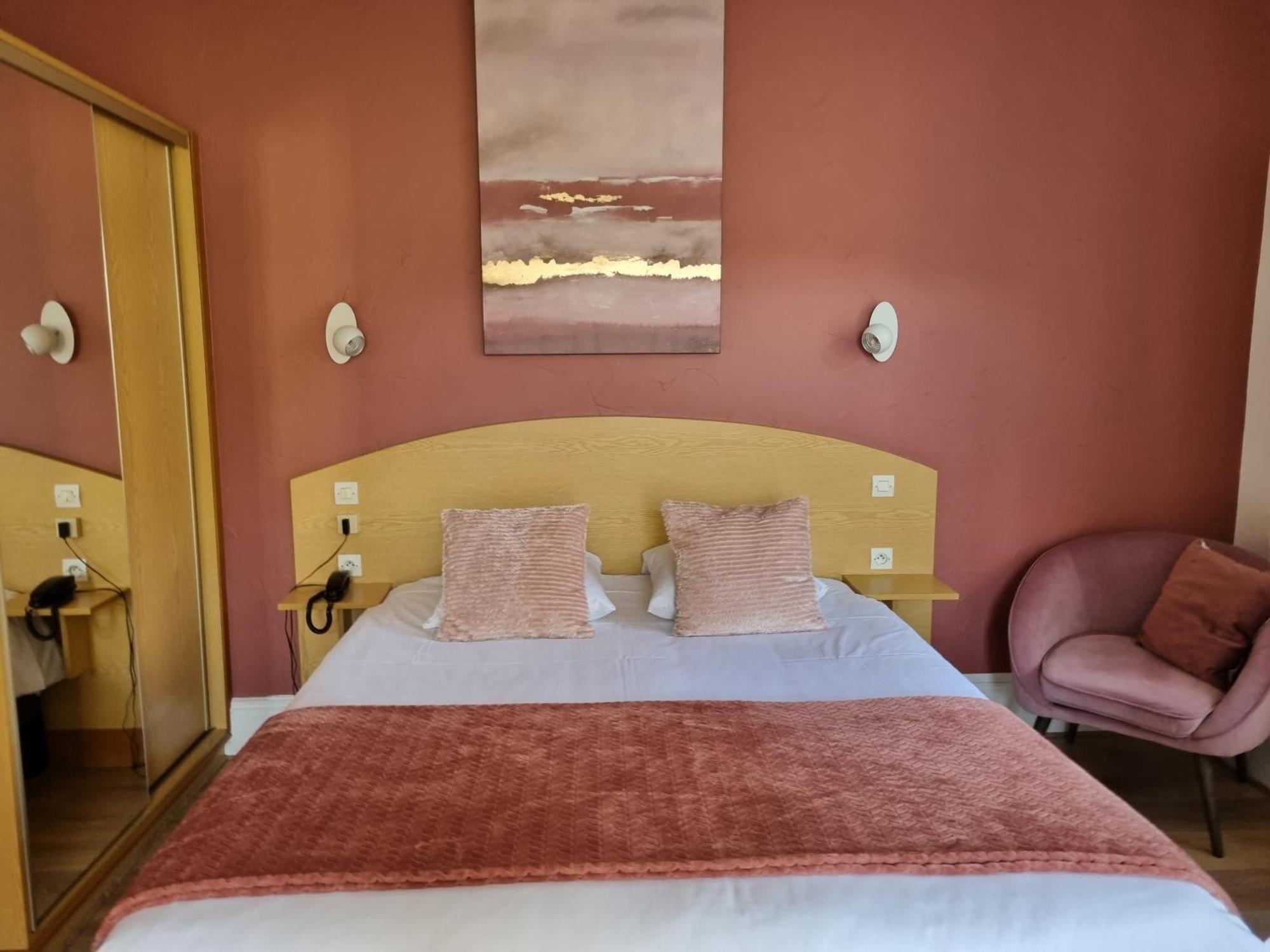 Logis Hotel Restaurant De La Poste Et Spa De Montagne Le Bonhomme Szoba fotó